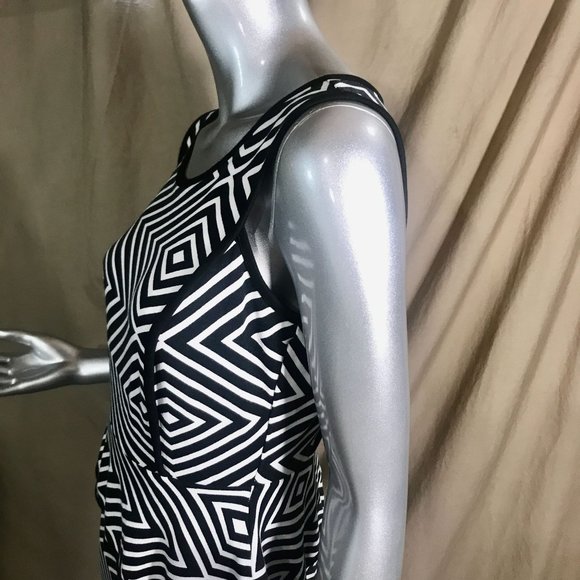 Worthington Women's Size 6 Small Black & Whit Dress Peplum Style Striped Diamond - Picture 4 of 14